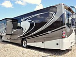 2015 Thor Motor Coach Challenger Photo #3