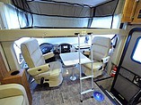 2015 Thor Motor Coach Challenger Photo #4