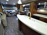 2015 Thor Motor Coach Challenger Photo #9
