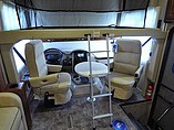 2015 Thor Motor Coach Challenger Photo #5