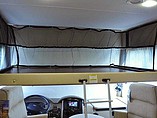 2015 Thor Motor Coach Challenger Photo #15