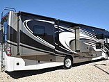 2015 Thor Motor Coach Challenger Photo #18