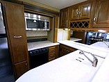 2015 Thor Motor Coach Challenger Photo #8