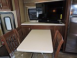 2015 Thor Motor Coach Challenger Photo #16