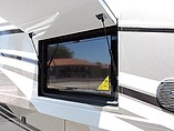 2015 Thor Motor Coach Challenger Photo #20