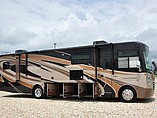 2016 Thor Motor Coach Challenger Photo #3