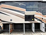 2016 Thor Motor Coach Challenger Photo #22