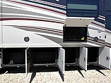 2015 Thor Motor Coach Challenger Photo #20