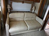 2012 Thor Motor Coach Challenger Photo #7