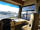 2015 Thor Motor Coach Challenger Photo #3