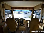 2015 Thor Motor Coach Challenger Photo #13