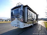 2015 Thor Motor Coach Challenger Photo #20