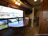 2015 Thor Motor Coach Challenger Photo #21