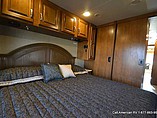 2015 Thor Motor Coach Challenger Photo #24