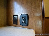 2015 Thor Motor Coach Challenger Photo #26