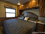 2015 Thor Motor Coach Challenger Photo #27