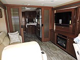 15 Thor Motor Coach Challenger