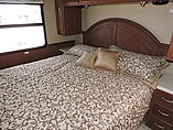 2015 Thor Motor Coach Challenger Photo #3