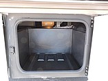 2015 Thor Motor Coach Challenger Photo #26