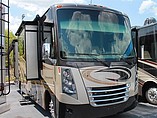 2016 Thor Motor Coach Challenger Photo #5