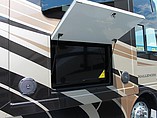 2016 Thor Motor Coach Challenger Photo #8