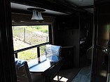2016 Thor Motor Coach Challenger Photo #23