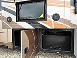 2016 Thor Motor Coach Challenger Photo #24