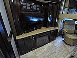 2016 Thor Motor Coach Challenger Photo #16