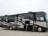 2016 Thor Motor Coach Challenger Photo #17