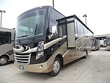 2015 Thor Motor Coach Challenger Photo #8