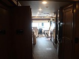 2015 Thor Motor Coach Challenger Photo #16