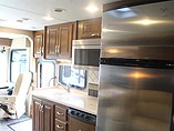 2015 Thor Motor Coach Challenger Photo #27