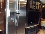 2016 Thor Motor Coach Challenger Photo #7
