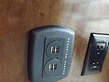 2016 Thor Motor Coach Challenger Photo #15