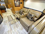 2016 Thor Motor Coach Challenger Photo #4