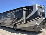 2015 Thor Motor Coach Challenger Photo #2