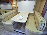 2015 Thor Motor Coach Challenger Photo #5
