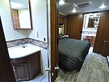 2015 Thor Motor Coach Challenger Photo #8
