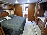 2015 Thor Motor Coach Challenger Photo #10