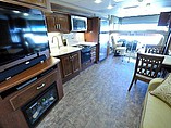 2015 Thor Motor Coach Challenger Photo #14