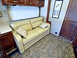 2015 Thor Motor Coach Challenger Photo #15