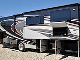 2015 Thor Motor Coach Challenger Photo #23