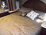 2015 Thor Motor Coach Challenger Photo #8