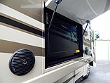 2015 Thor Motor Coach Challenger Photo #11