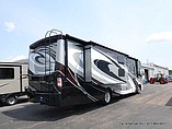 2016 Thor Motor Coach Challenger Photo #2