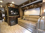 2016 Thor Motor Coach Challenger Photo #7