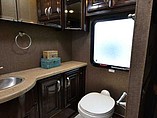 2016 Thor Motor Coach Challenger Photo #12