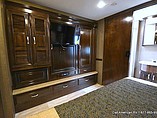 2016 Thor Motor Coach Challenger Photo #15
