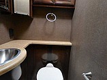 2016 Thor Motor Coach Challenger Photo #19