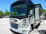 2016 Thor Motor Coach Challenger Photo #2